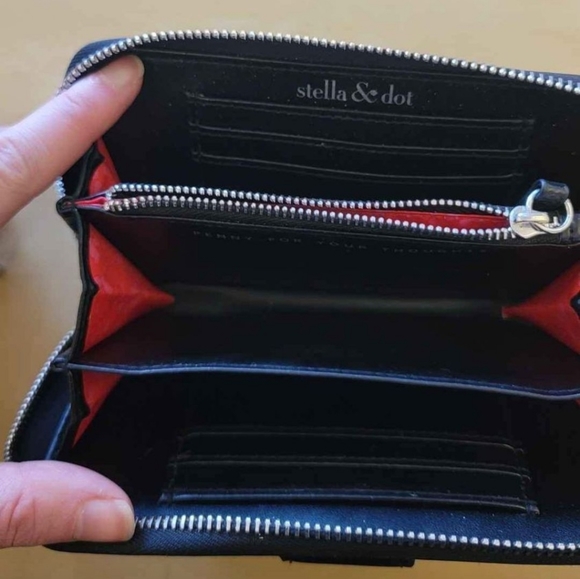 Stella & Dot - Picture 3 of 3